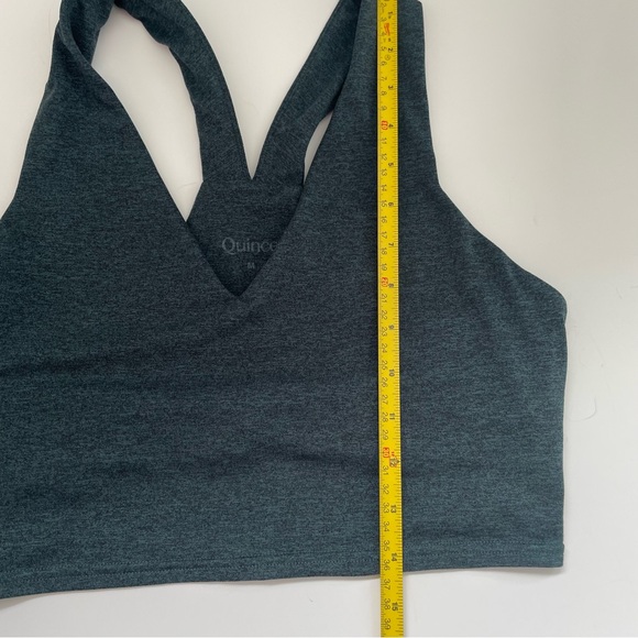 Quince Ultra Soft V Neck Cropped Tank Size Heather Green Work Out Athletic - Picture 9 of 9